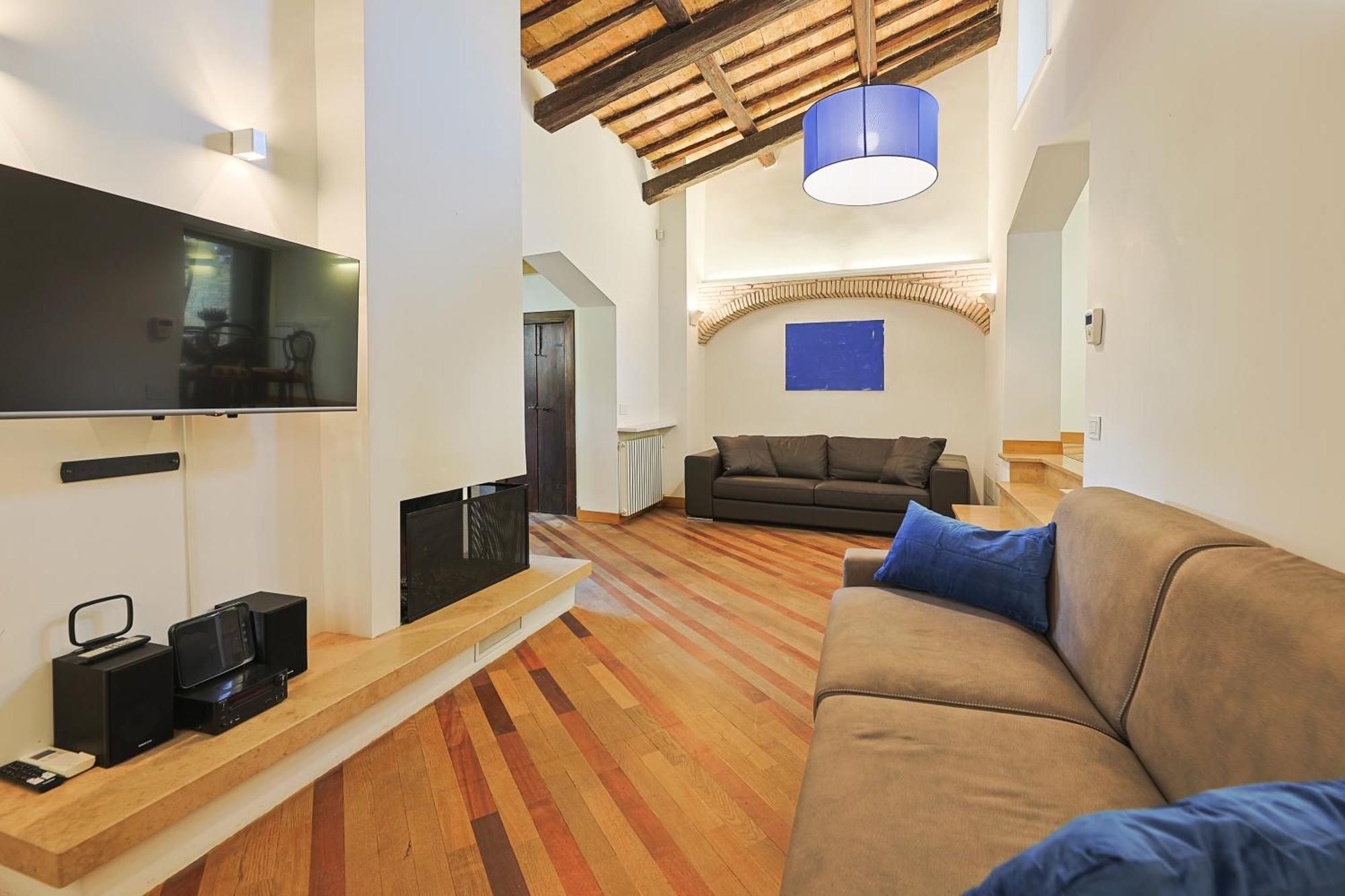 Majorelle Luxury Rom